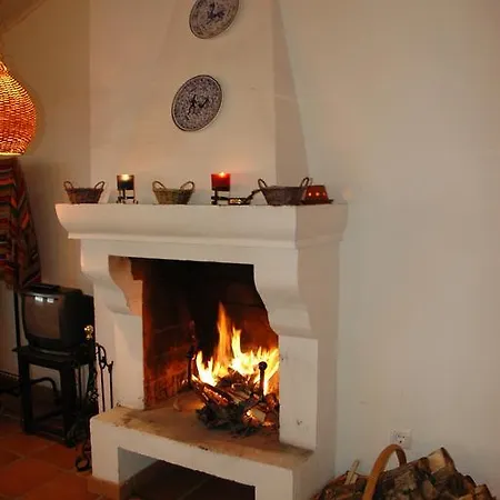 Loft Con Chimenea Y Terraza Con Vistas - Cal Caterino Apartment